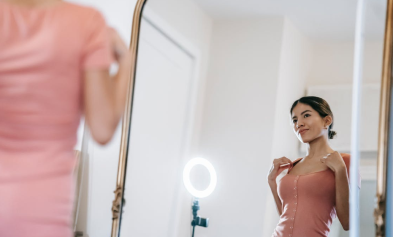 Choosing Between Macro and Micro Influencers: A Marketer’s Guide