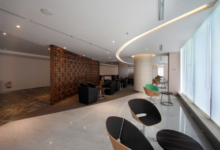 A Complete Guide to Choosing the Right Commercial Interior Designer