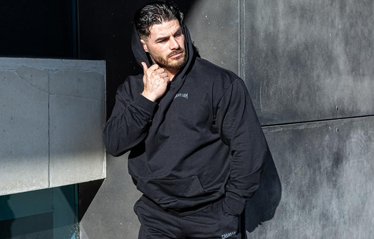 The Quiet Power of Essentials: Hoodie & Tracksuit That Fit Every Moment