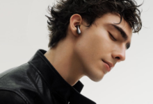 How to Test Earbud Comfort Before Buying