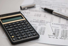 How a Premium Calculator Helps You Pick the Best Term Insurance Plan