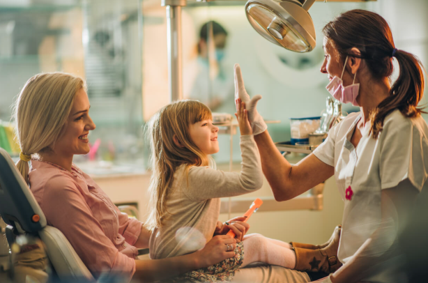 5 Reasons Families Choose Dentists Who Offer Both Preventive And Cosmetic Care