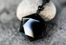 Obsidian Pendant – Meaning, Benefits, Types, and Complete Buying Guide