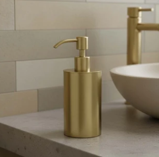 How Manual Soap Dispensers Improve Hygiene Management in Busy Facilities
